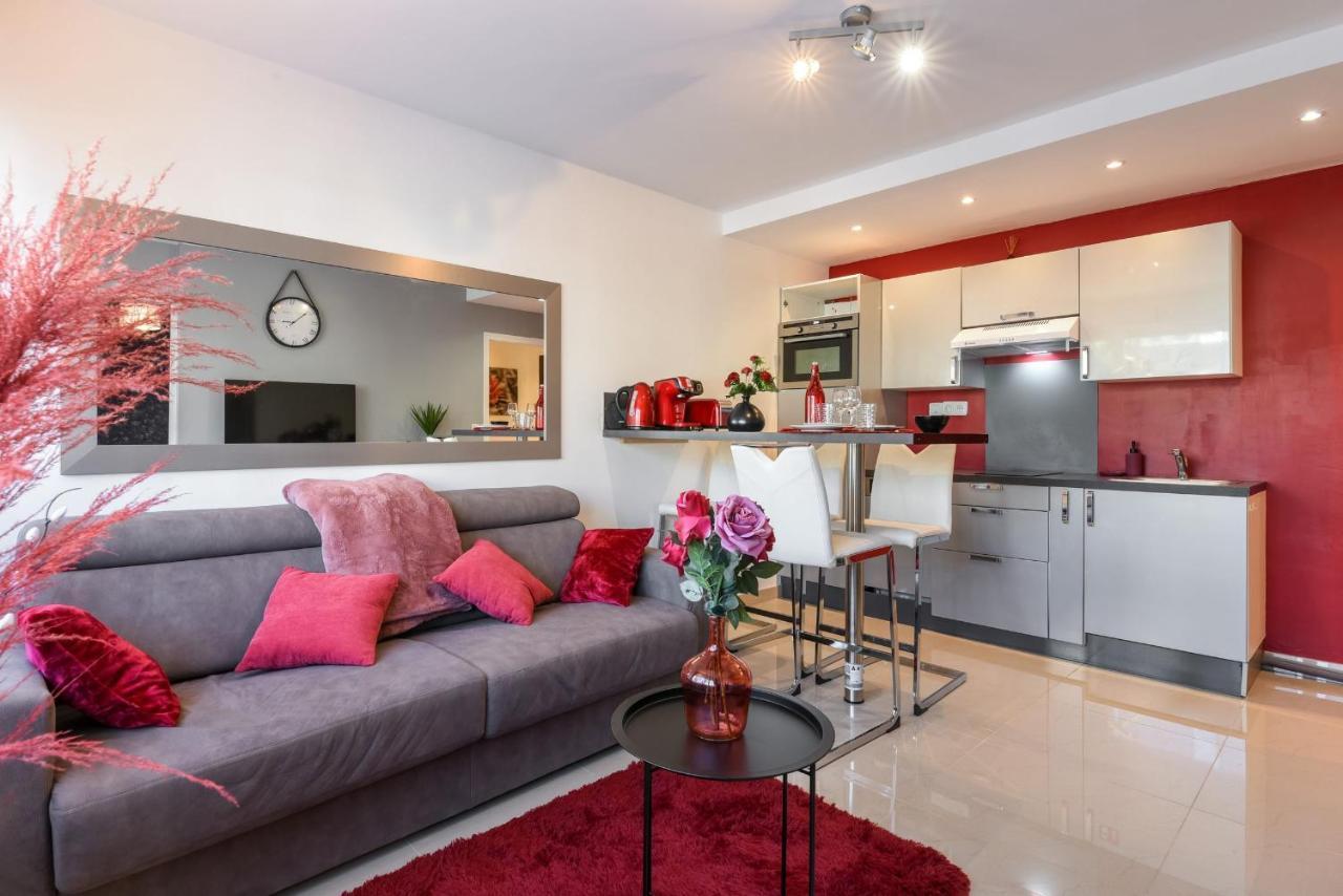 Au Nom De La Rose - Casa Vostra - Caution 800 Eur & Id Requises - Annemasse Daire Dış mekan fotoğraf