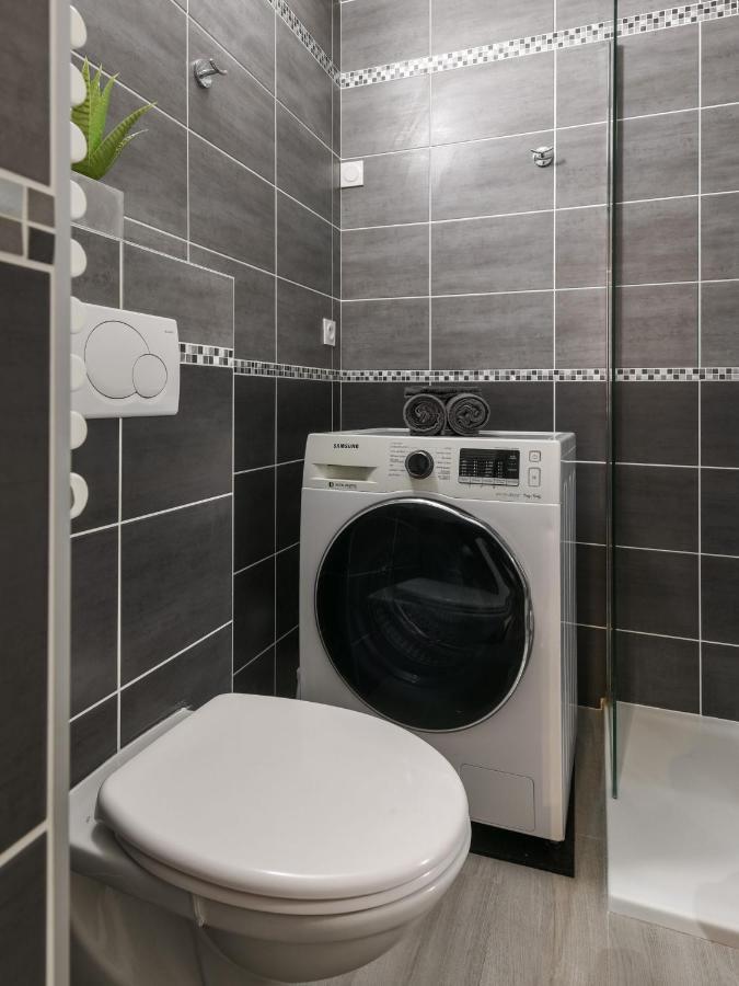 Au Nom De La Rose - Casa Vostra - Caution 800 Eur & Id Requises - Annemasse Daire Dış mekan fotoğraf